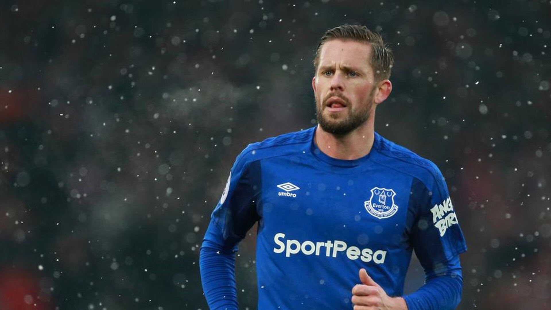 从伊比利亚到桑巴海岸，当皇家社会轻取巴西，C罗如何成为那个夜晚的终极落笔？